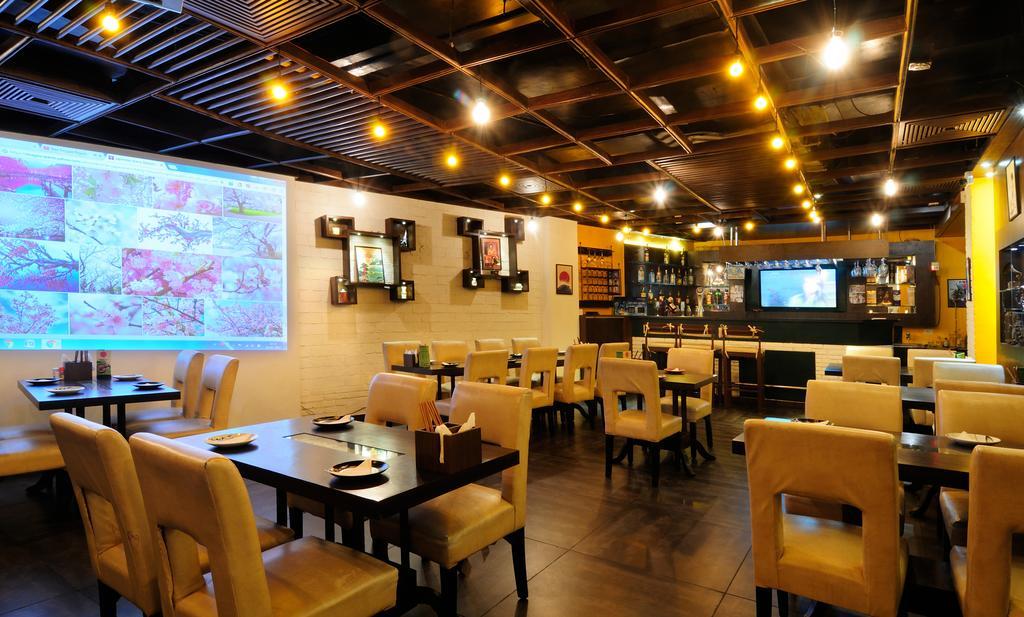古尔冈 Crossroads酒店 外观 照片